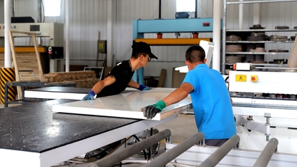 清水:多措并舉推進強工業(yè)行動(圖)
